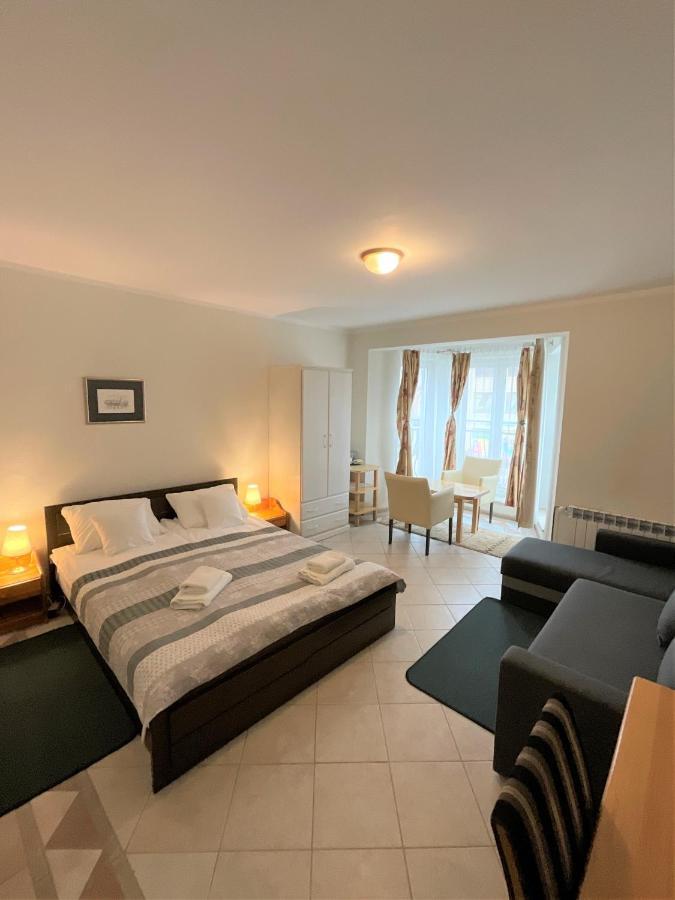 Gosciniec Jantar Hotel กีจิซโก ภายนอก รูปภาพ